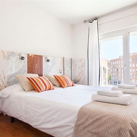 Stay U-Nique Apartments Salvador Espriu برشلونة الغرفة الصورة