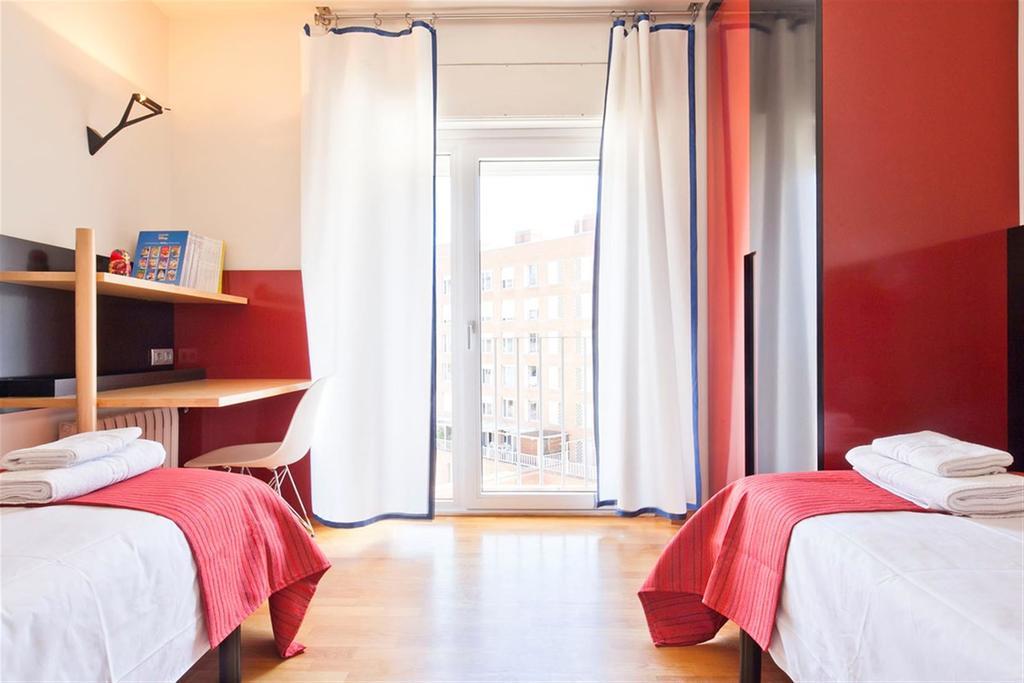 Stay U-Nique Apartments Salvador Espriu برشلونة الغرفة الصورة
